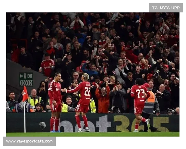 马竞球迷席爆满伦敦远征创造历史性纪录热血支持震撼英伦球场 马竞球迷席爆满伦敦远征创造历史性纪录热血支持震撼英伦球场